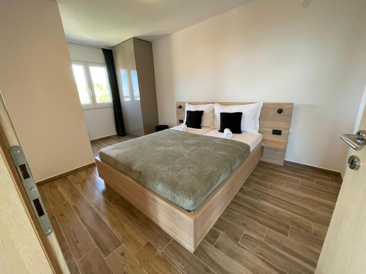 Apartmani Starigrad Paklenica - Danijel Exterior photo